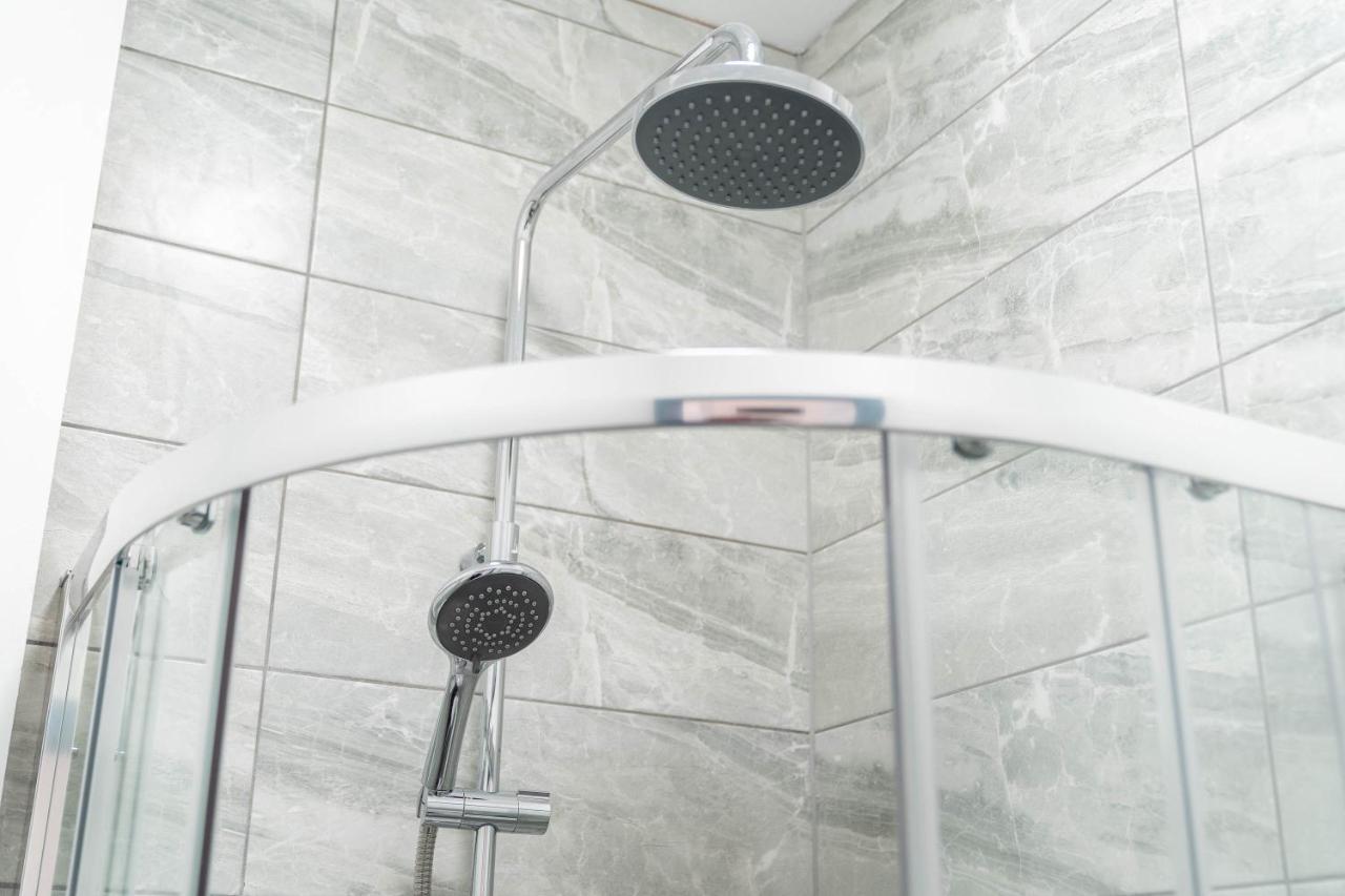 Apartament Comfy, Modern Studio With Netflix Birmingham Zewnętrze zdjęcie